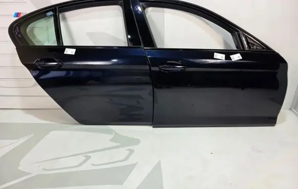 BMW 5 G30 G31 G38 Front door 