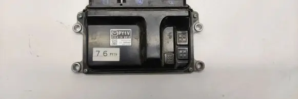 Mazda 6 Engine control unit/module PY1V18881C 2797007944
