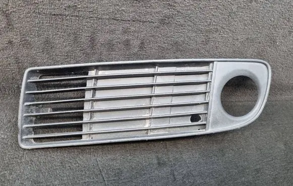 Audi A6 S6 C5 4B Front fog light trim/grill 4B0807681S