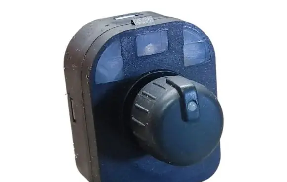 Wing mirror switch