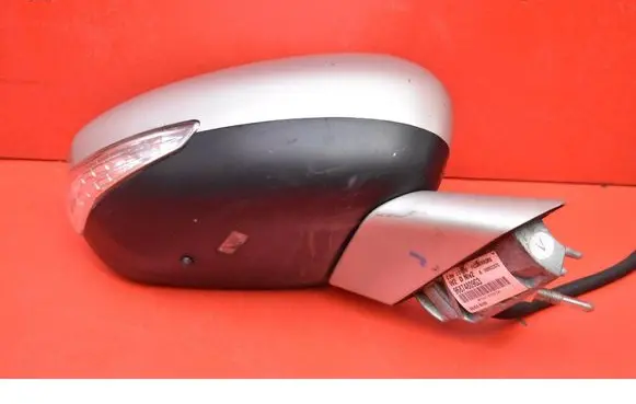 Peugeot 508 RXH Front door electric wing mirror 0210077