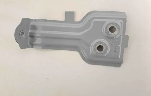 BMW X4 G02 Fender mounting bracket 7397515 7475801