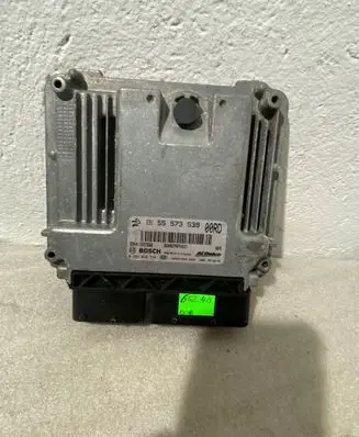 Opel Insignia A Engine control unit/module 55573539 55573568 0281015774