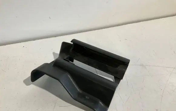 Mercedes-Benz E W211 Front driver seat rail trim 2119190920