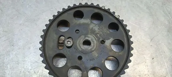 Skoda Superb B8 (3V) Camshaft pulley/ VANOS 04L109105