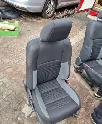 Toyota Auris E180 Front passenger seat 