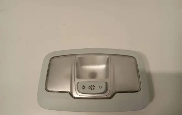 Peugeot 308 Rear seat light