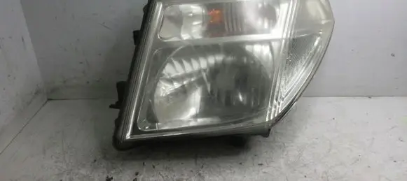 Nissan Navara Headlight/headlamp 26060EB300