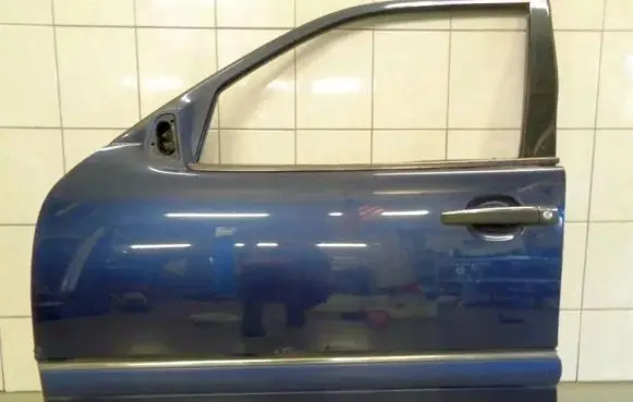 Mercedes-Benz E W210 Front door