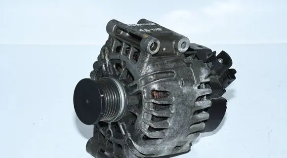 Citroen C4 II Picasso Generator/alternator 9678731280