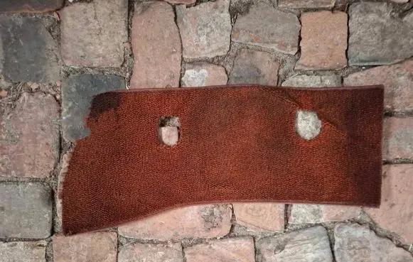 Mercedes-Benz W123 Rear floor mat 