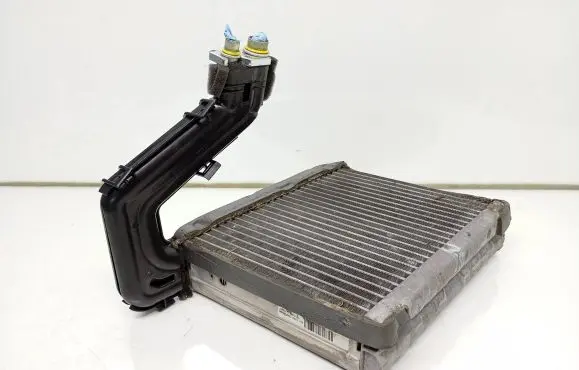 Volvo V70 Air conditioning (A/C) radiator (interior) L5174007