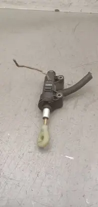BMW 3 E90 E91 Clutch master cylinder 6758822 69059009