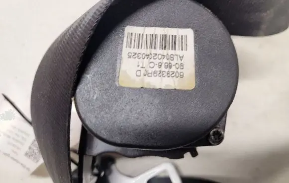 Volvo V50 Middle seatbelt (rear) 6029329R0D