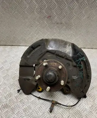 Ford Mustang VI Front wheel hub