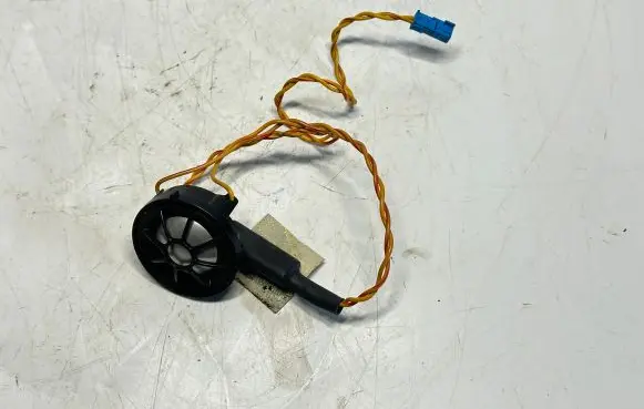 BMW 4 F32 F33 Front door high frequency speaker 9226358 65139226358