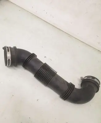 Ford Ecosport Air intake hose/pipe CN119C623FD