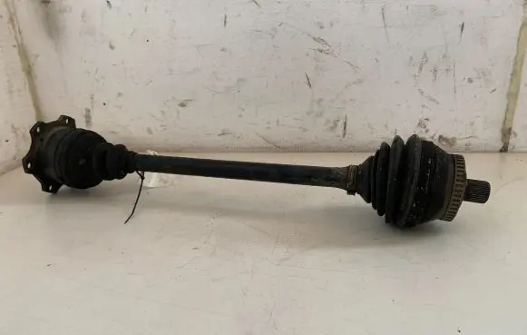 Skoda Superb B5 (3U) Front wheel hub 4ac407341b