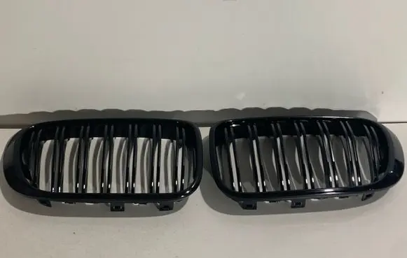 BMW X3 F25 Front bumper upper radiator grill