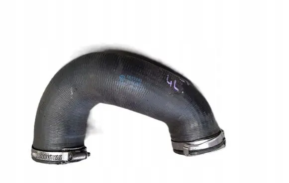Audi Q7 4L Intercooler hose/pipe 7L6145972E