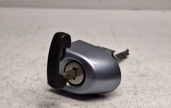 BMW X3 F25 Front door lock (next to the handle) 51217290471 51217290473