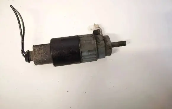 Ford Focus Windscreen/windshield washer pump