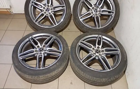 Mercedes-Benz E W213 R19 alloy rim A2134012100 A2134012000