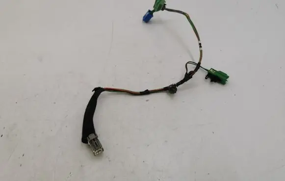 Chrysler 300 - 300C Seat wiring loom 05087168AC