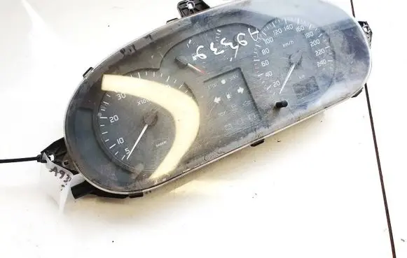Renault Scenic I Speedometer (instrument cluster) p7700427896a 21650688-1a