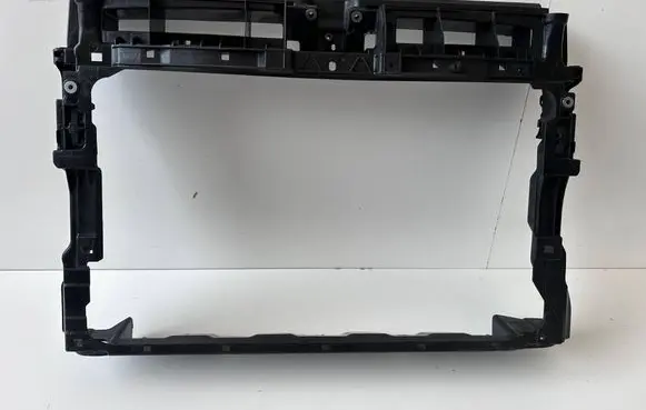 Volkswagen Tiguan Radiator support slam panel 5NA805594K