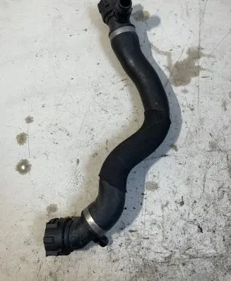 BMW X5 F15 Engine coolant pipe/hose 8514218