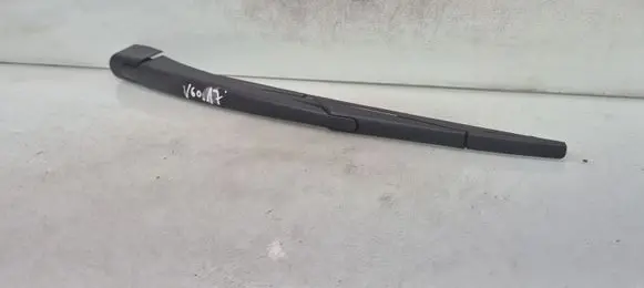 Volvo V60 Rear wiper blade arm 