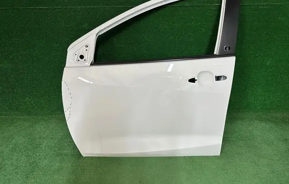 Toyota Yaris XP210 Front door YarisIVDRZWILP