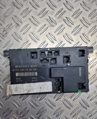 Mercedes-Benz E W211 Door control unit/module 2118200526 356803