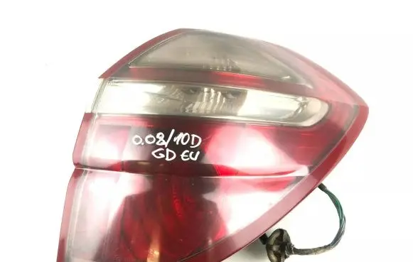 Subaru Outback Rear/tail lights