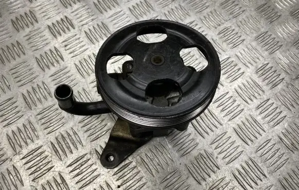 Mazda Premacy Power steering pump B26K32650B 94084079