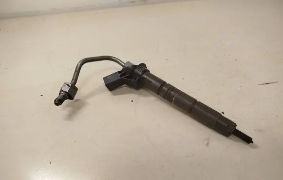 Fuel injector