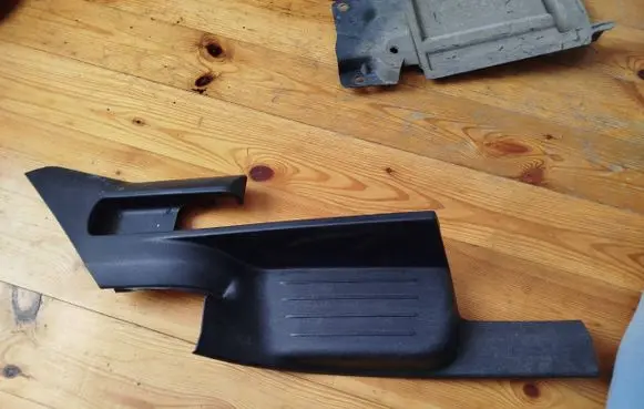 Nissan Qashqai+2 Rear sill trim cover 769B6EY10A