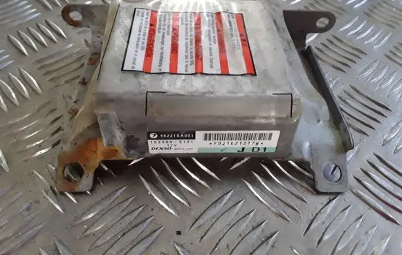 Subaru Forester SG Airbag control unit/module 98221SA001 1523005191