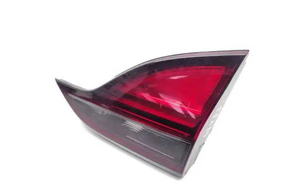 Tailgate rear/tail lights