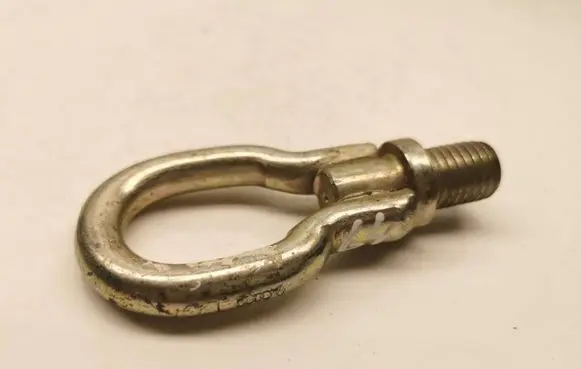 Volkswagen Golf IV Towing hook eye 