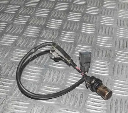 Toyota Corolla E120 E130 Crankshaft position sensor 