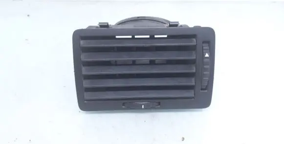 Skoda Octavia Mk1 (1U) Dashboard side air vent grill/cover trim 1U1819701