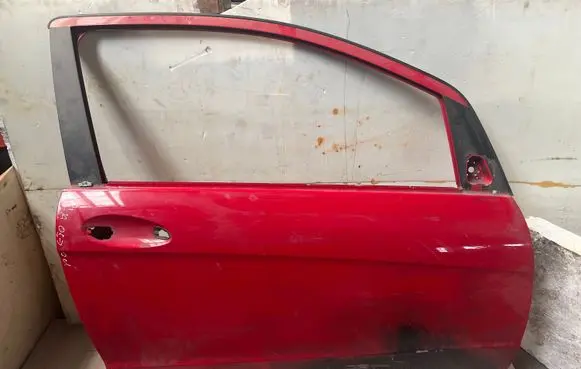 Door (2 Door Coupe)