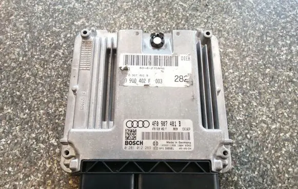 Audi A6 S6 C6 4F Engine control unit/module 4F0907401B 0281012269