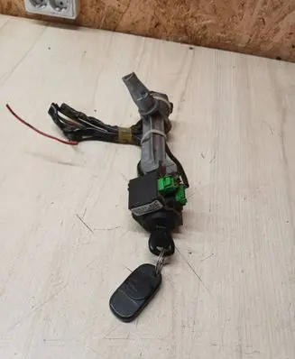 Honda CR-V Ignition lock