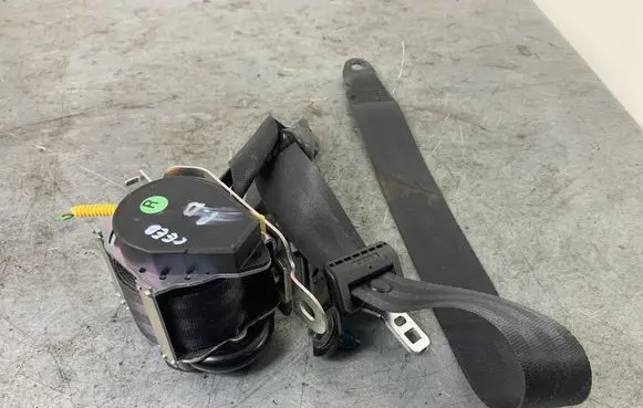 KIA Ceed Front seatbelt 888201H000