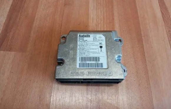Renault Laguna III Airbag control unit/module 285586520R 610901000B 610901600