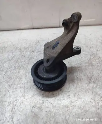 Mercedes-Benz ML W164 other engine part