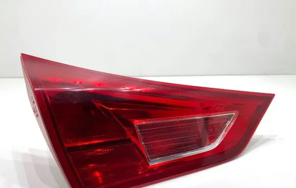 Toyota Auris E180 Rear/tail lights 